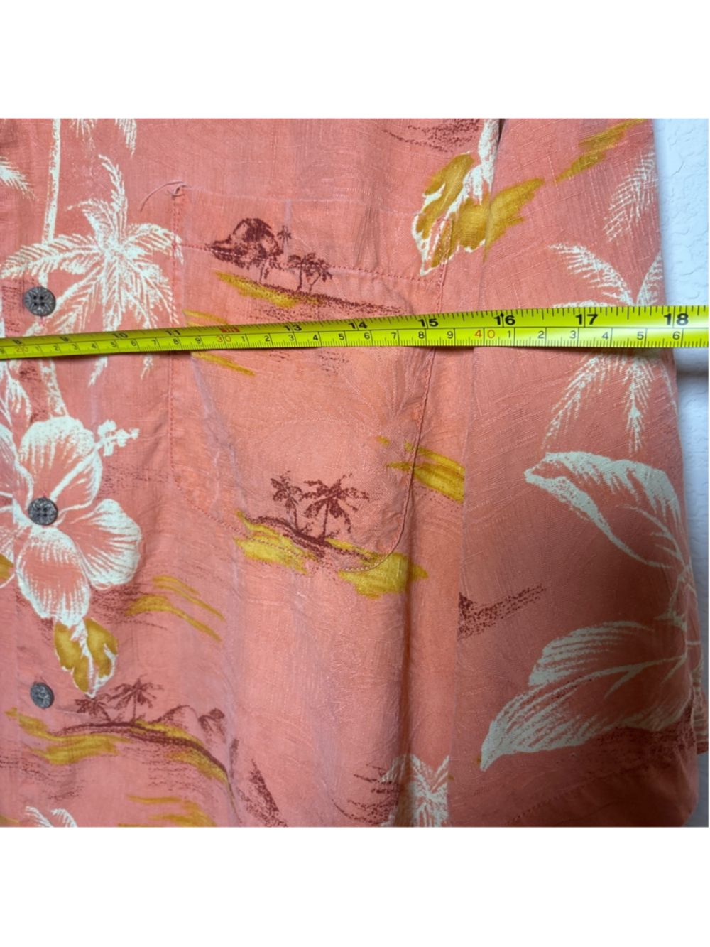 Tommy Bahama silk Hawaiian shirt large original loose fit - Picture 5 of 8